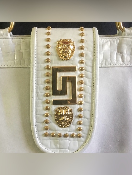 Cache Handbags - Cache White Crossbody Bag lion head